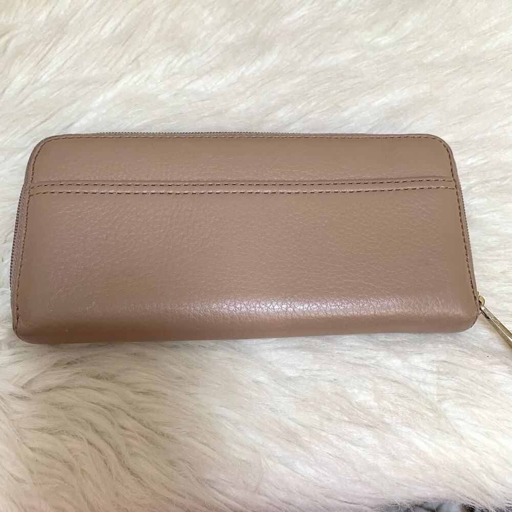 MICHAEL KORS Dark Khaki Taupe Leather Zip Around SARATOGA Continental Wallet - Picture 4 of 16
